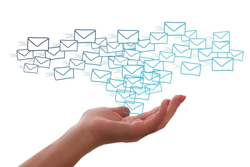 Blogging for Lawyers: How to Start & Grow Your Legal Blog 7 Setting up law blog email