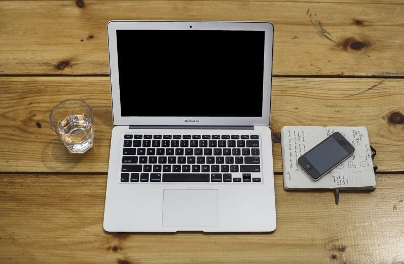 Blogging for Lawyers: How to Start & Grow Your Legal Blog 3 Starting a Law Blog